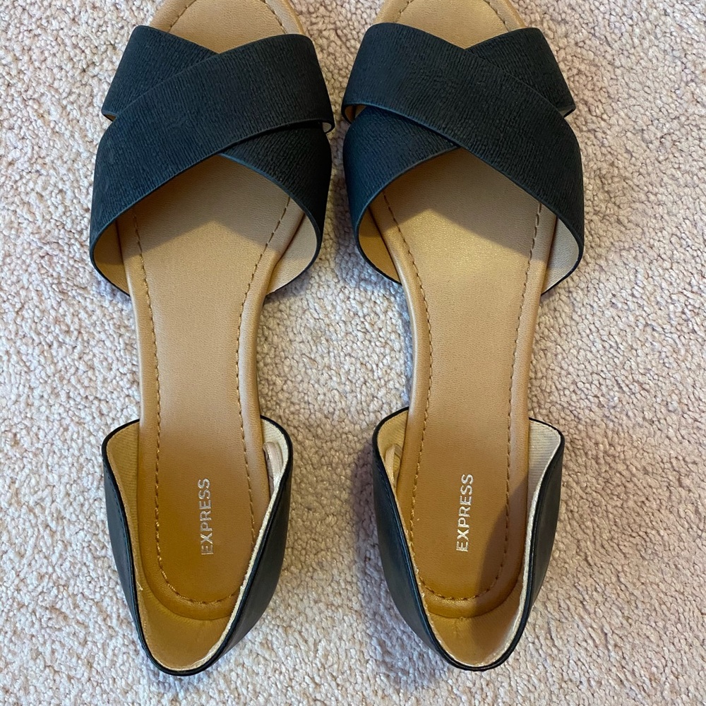 Express Sandals - Picture 3 of 6